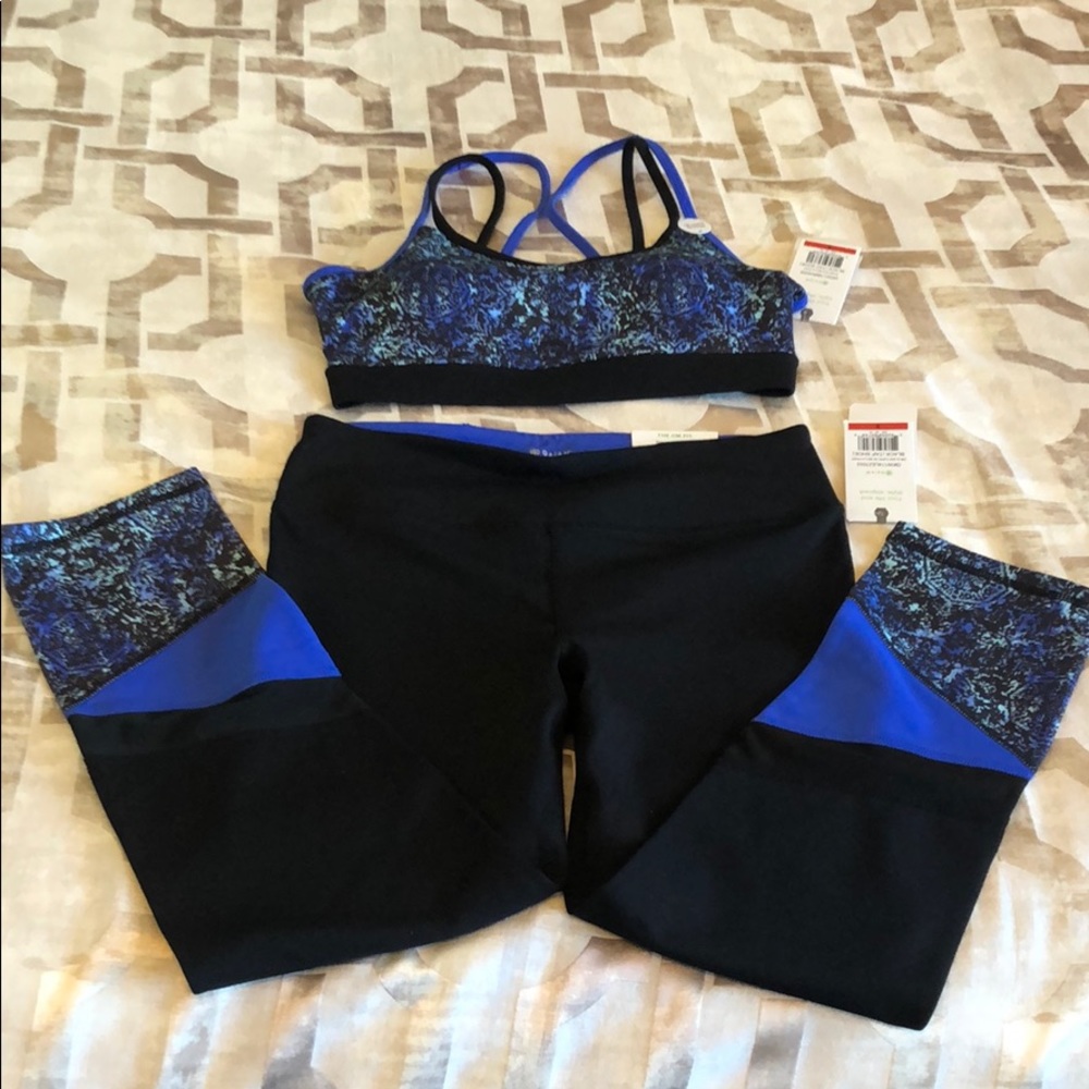 NWT GAIAM Workout Set
